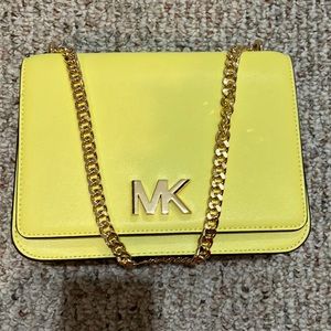 MICHAEL KORS
Mott Large Leather Shoulder Bag
35S0GOXL3L